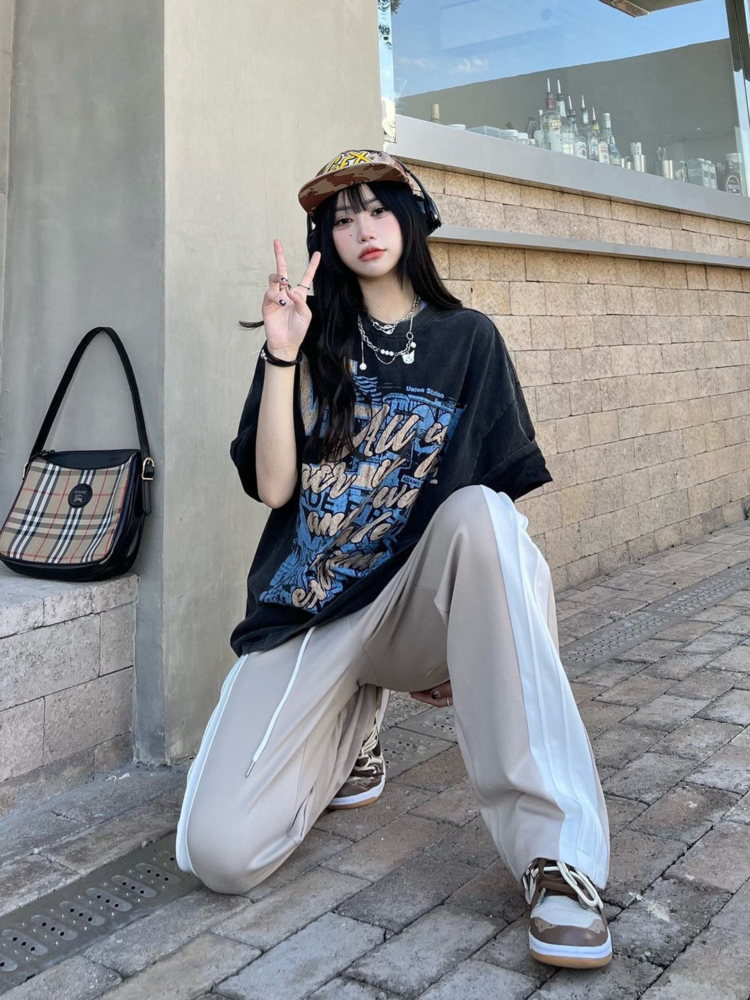 Men's Vintage Graffiti Print T-shirt